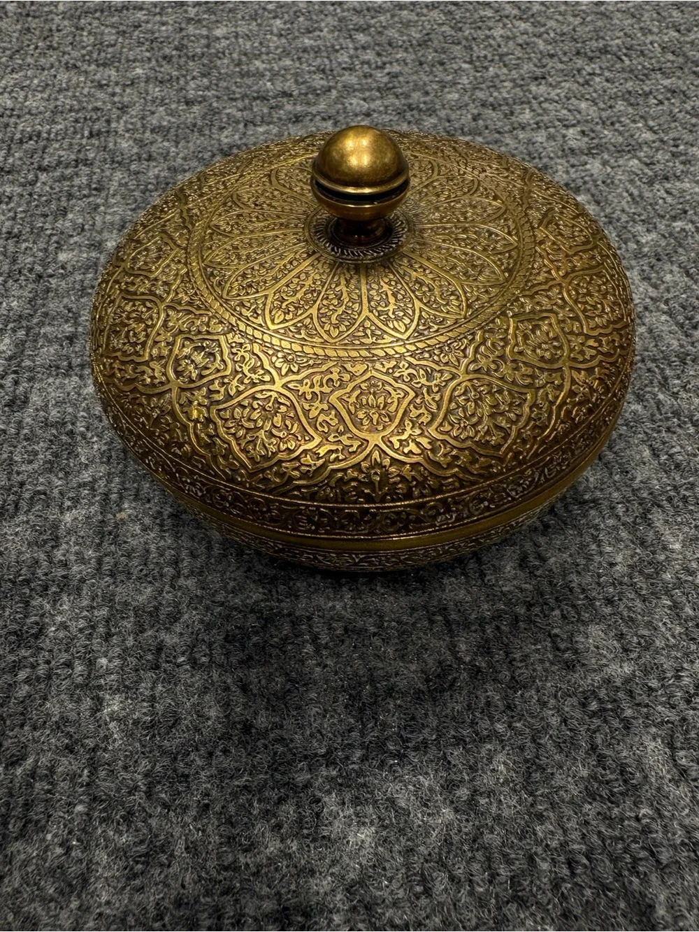 Vintage Ornate Brass Decorative Trinket  Box with Embossed Lid